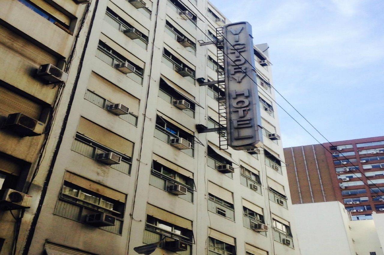 Hotel Victory Buenos Aires Exterior photo
